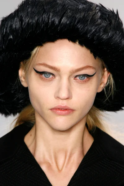 Look 48